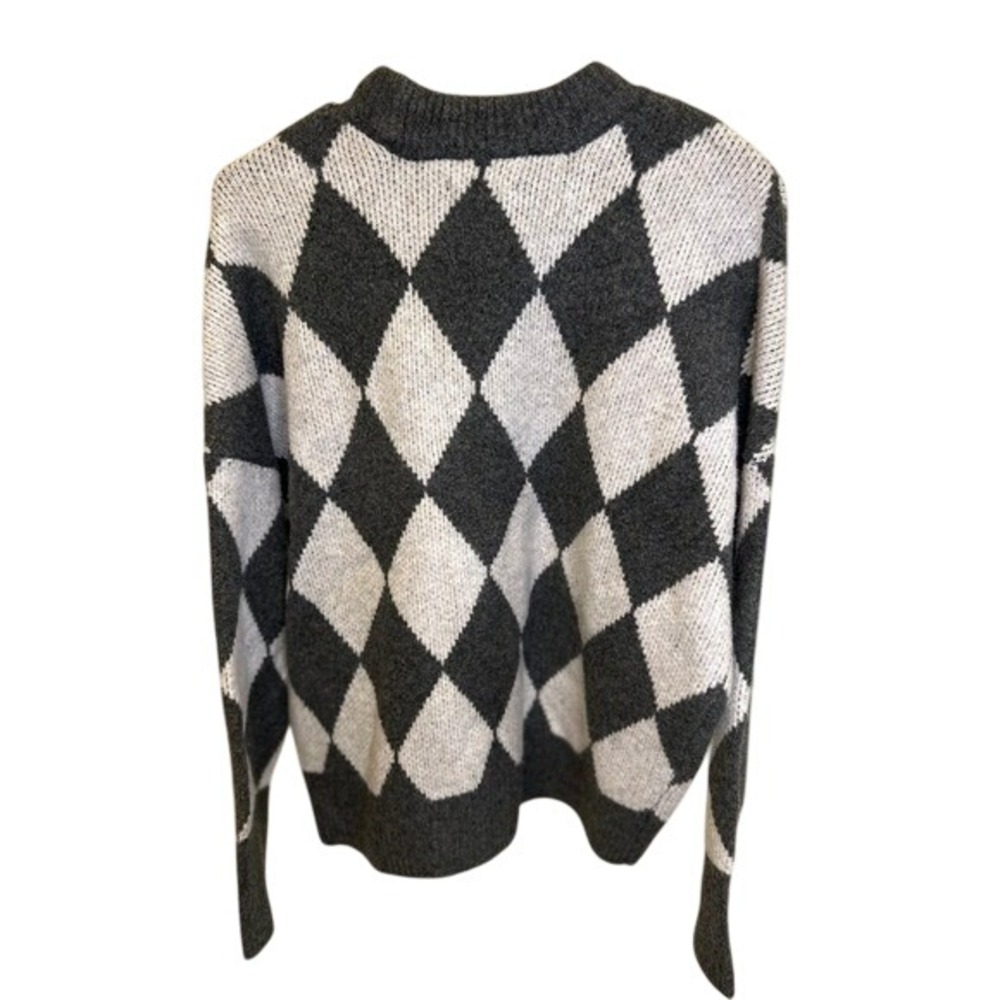 NWT Abercrombie & Fitch Argyle Knit Sweater - Size L – $70 Retail - Picture 2 of 4